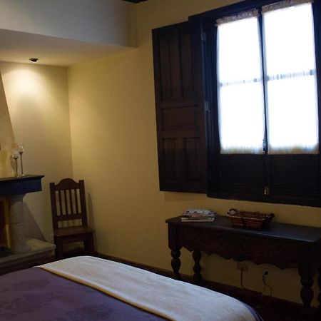 ホテル La Casa De Don Pedro アンティグア・グアテマラ 部屋 写真